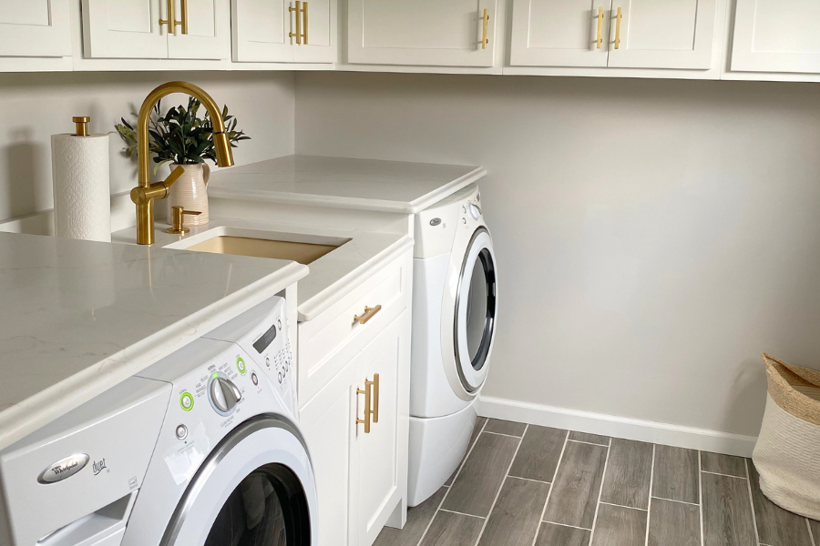 small laundry room ideas with sink