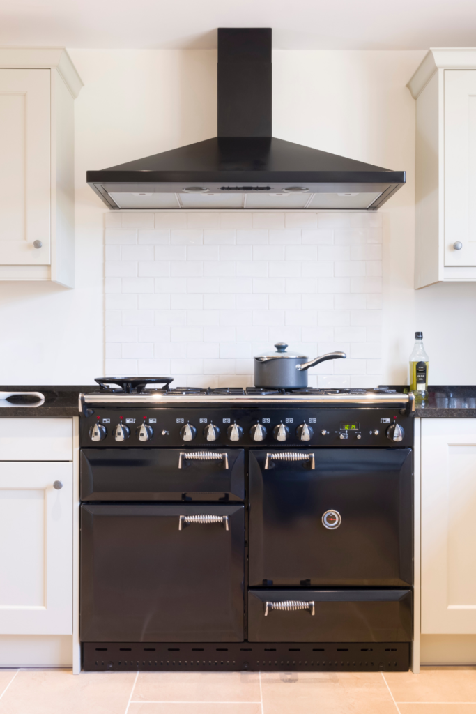 Black Kitchen Vent Hood Idea