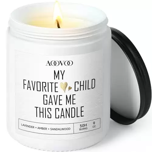 AOOVOO Candle for Mom from Daughter Son - Best Mom Candle Gift, Funny Mom Birthday Gift, Mothers Day Gift, Thanksgiving, Christmas Gifts, Lavender Scented Candle, 9 oz Soy Wax