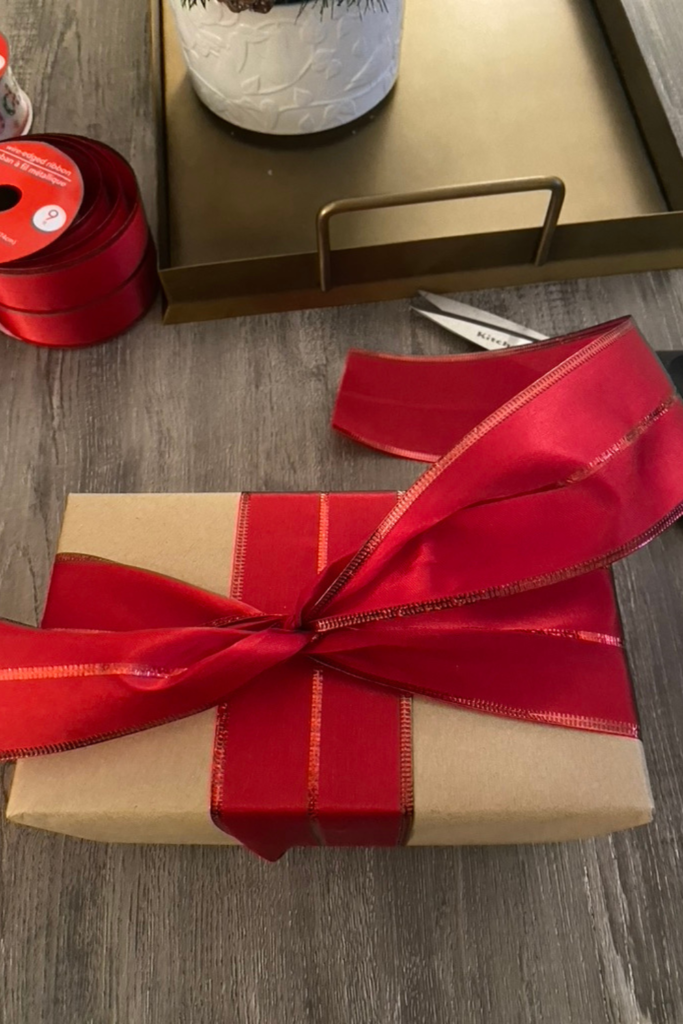 ways to tie gift ribbon