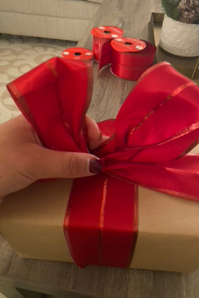 how to tie ribbon on gift box diagonally 