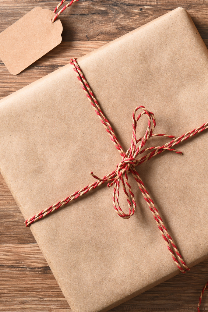 christmas gift wrapping ideas with brown paper