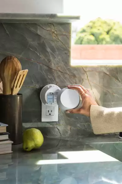 Home Scent Diffuser with Smart Home Technology: Pura 4 Diffuser